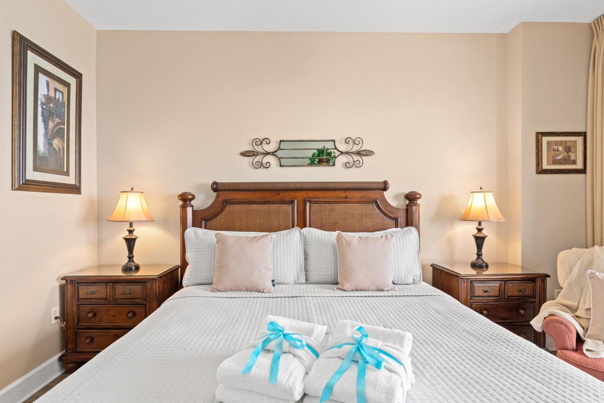 Gulf Front Master Br In Sunrise Beach With Amazing Views! Sleeps 7! Panama City Beach Buitenkant foto