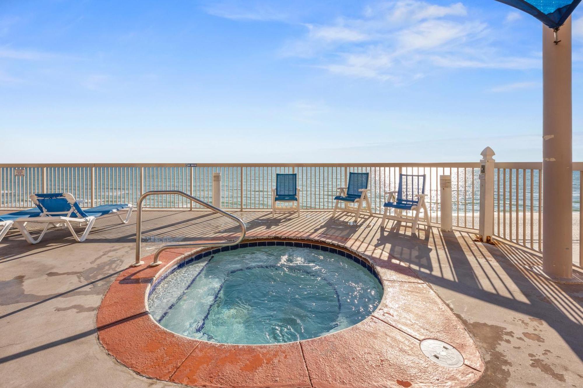Gulf Front Master Br In Sunrise Beach With Amazing Views! Sleeps 7! Panama City Beach Buitenkant foto